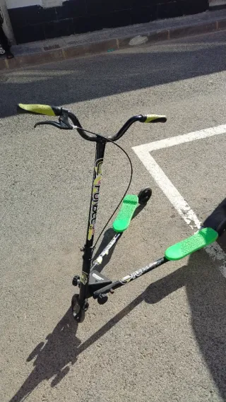 Patinete 3 ruedas verde