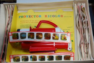 Proyector Ricolor con caja y filminas