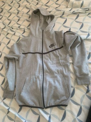 Sudadera Nike Tech Gris