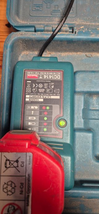 Makita  taladro a batería