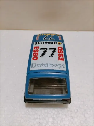 Mini Metro Bburago 1/24