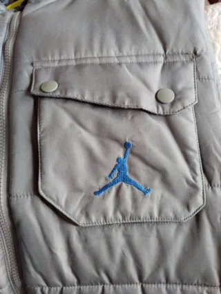 Chaleco Jordan niño Talla 13-15 años