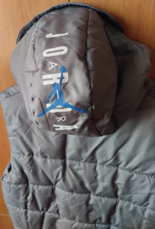 Chaleco Jordan niño Talla 13-15 años