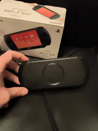PSP Street E-1004 Sony Negra