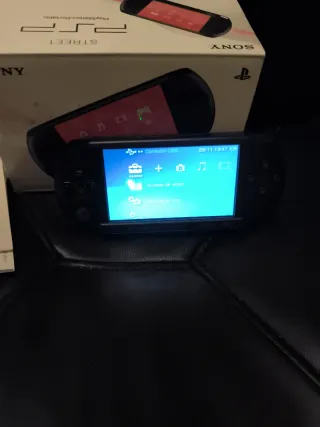 PSP Street E-1004 Sony Negra