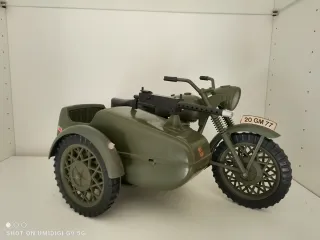 Moto Geyperman con Sidecar