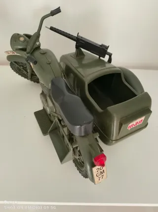 Moto Geyperman con Sidecar