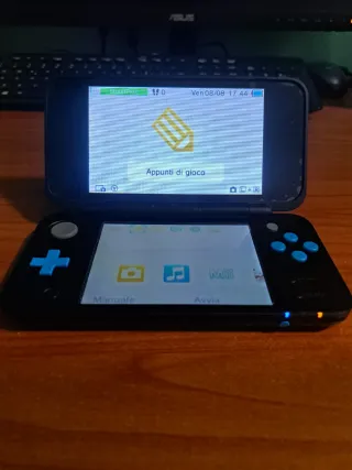 New Nintendo 2DS XL scatola e manuali