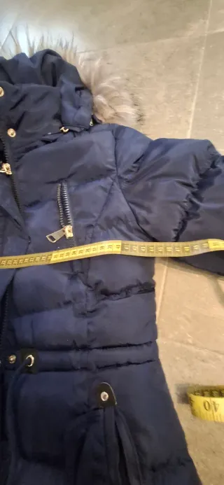 Parka larga azul marino con capucha mujer