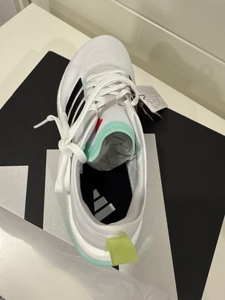 Adidas Moveboost + Calcetines GRATIS