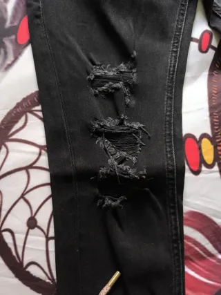 Pantalones vaqueros Jack & Jones negros rotos