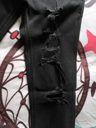 Pantalones vaqueros Jack & Jones negros rotos