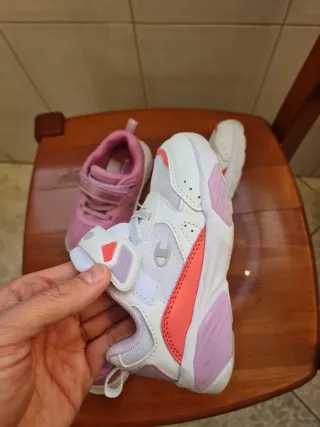 Scarpe Champion Bambina Rosa e Bianche