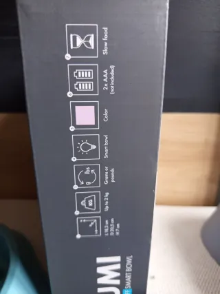 Cibo e bevande anti-voracità per cani