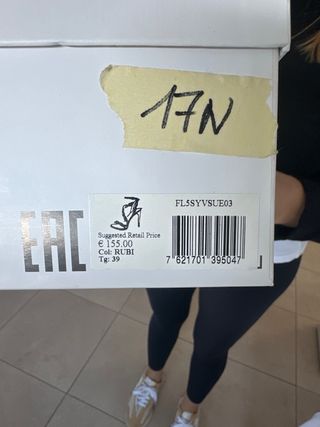 Tacones Guess Dorados Talla 39 Marciano