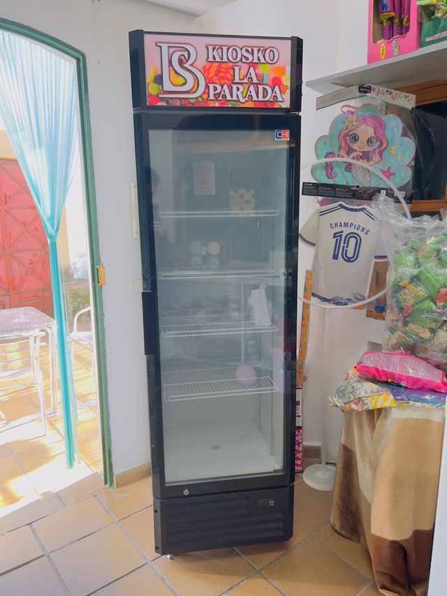 Frigorifero espositore in vetro