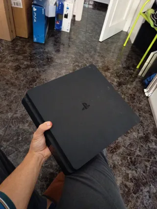 PS4 SLIM 500GB