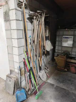 Herramientas de construcción y jardinería