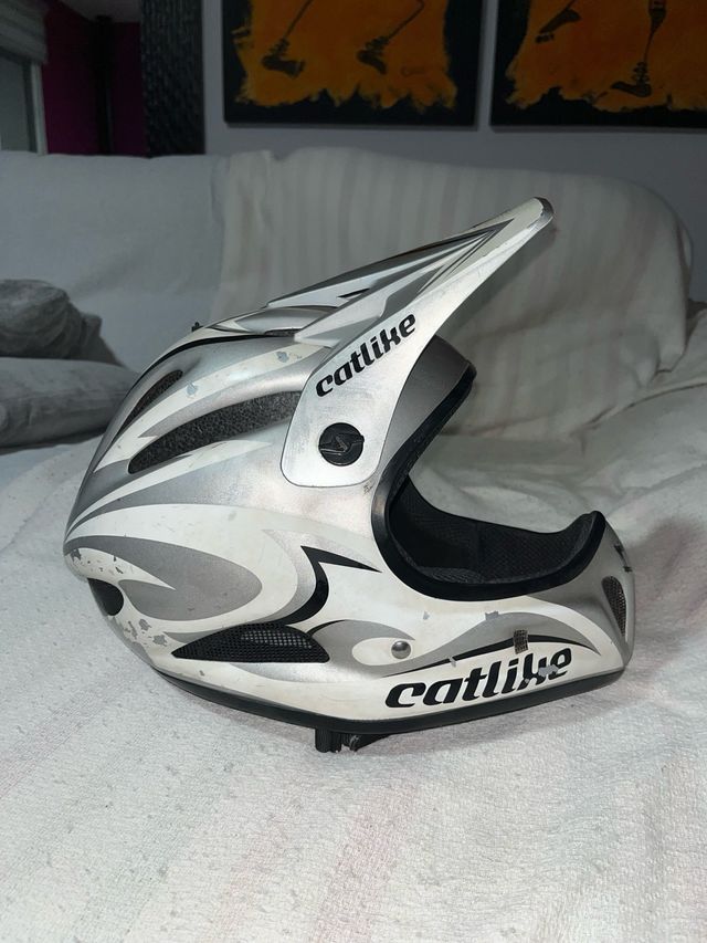 Casco Integral Ciclismo Catlike