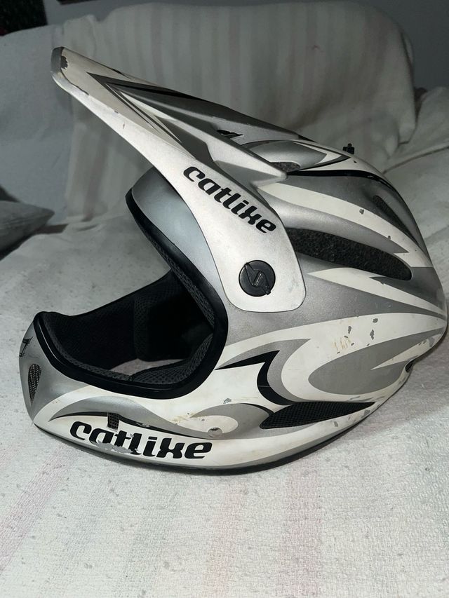 Casco Integral Ciclismo Catlike