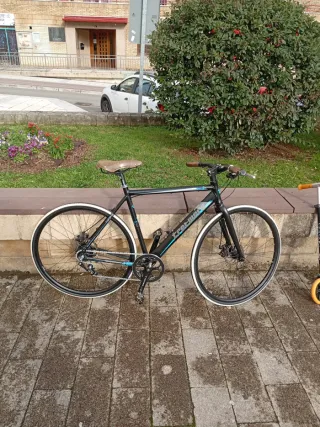 Cambio por bici eléctrica plegable.