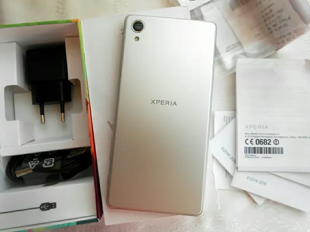 Sony Xperia X