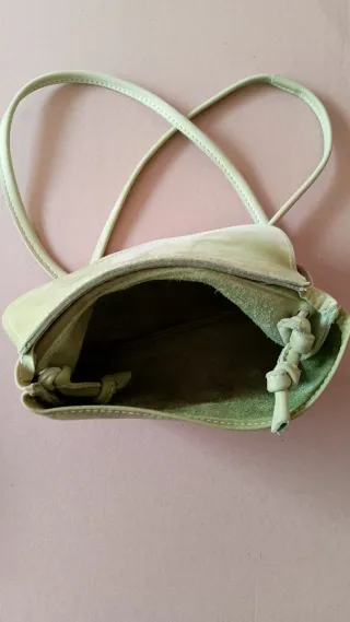 Bolso de piel verde
