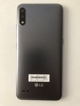 Teléfono LG K22 con Funda Jelly
