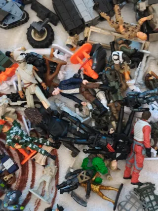 Lotte Lego: Pezzi, Action Figures e Carri Armati