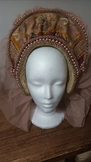 Tocado Medieval Oro y Rosa