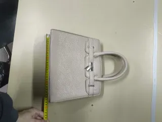 Bolso pequeño beige