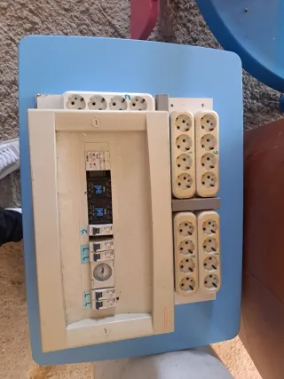 Cuadro de enchufe de cultivo Urge vender