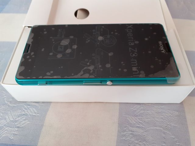 Sony Xperia Z3 Compact verde nuovo