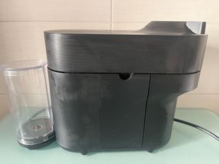 Cafetera Negra Nespresso VertuoPop