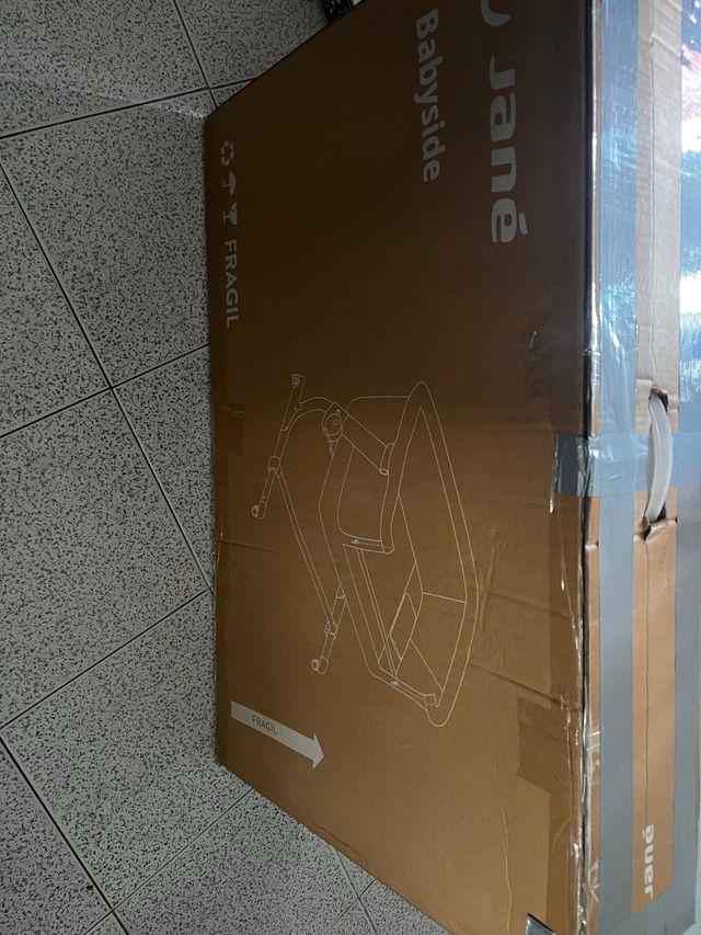 Minicuna Jane Babyside como nueva.