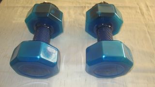 Manubri regolabili con acqua