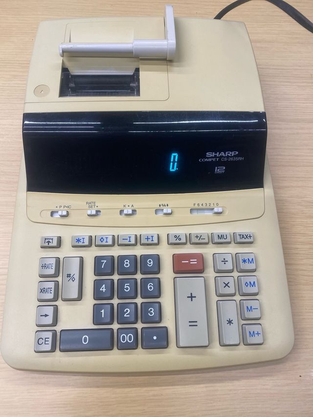 Calculadora Impresora Sharp CS-2635RH