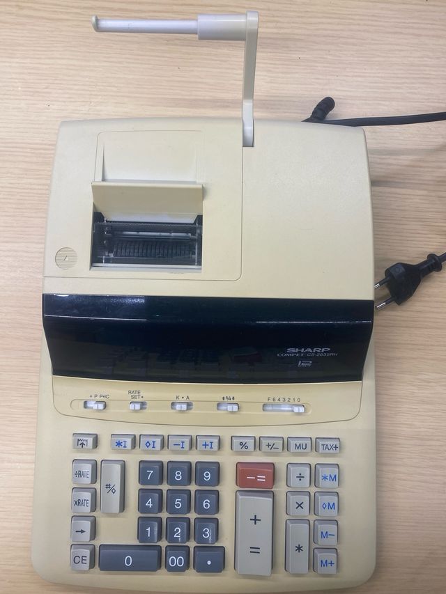 Calculadora Impresora Sharp CS-2635RH
