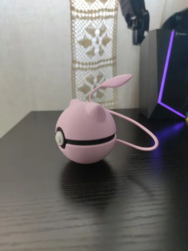 PokeBall Mew