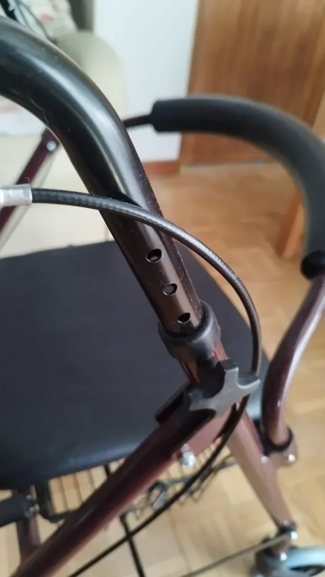 Andador para ancianos, Modelo escorial