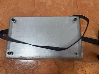 Soporte metálico para microondas
