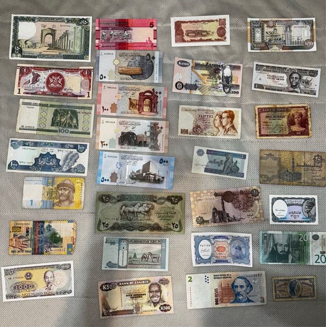 Lotto di 100 Banconote del Mondo - Collezione Varia