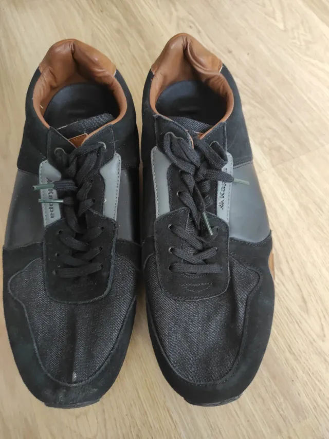 Zapatillas Kappa Negras y Marrones