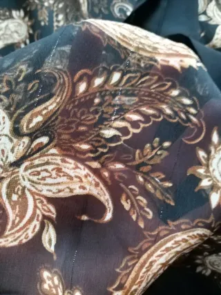 Vestido Mango estampado paisley