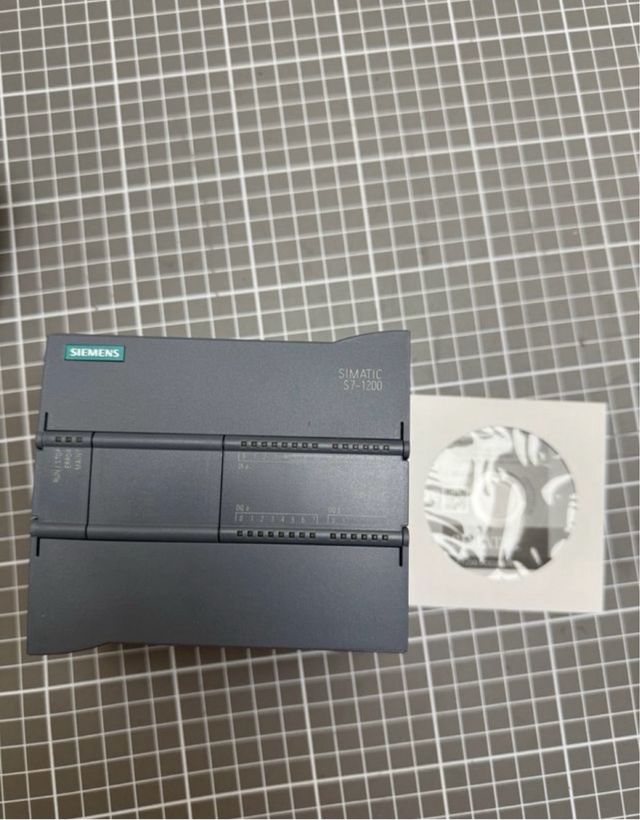 Siemens S7-1200 CPU 1214C Modulo PLC