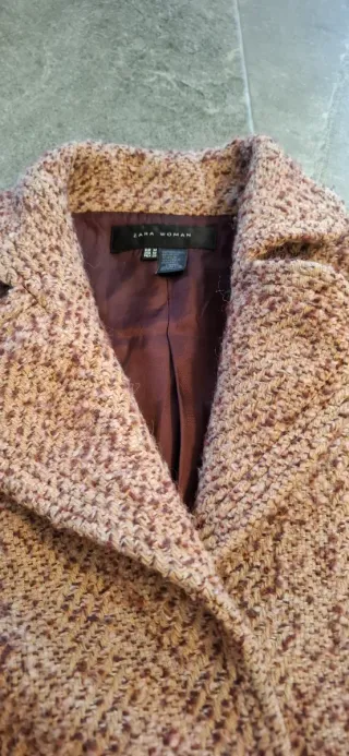 Abrigo de paño mujer Zara rosa tweed