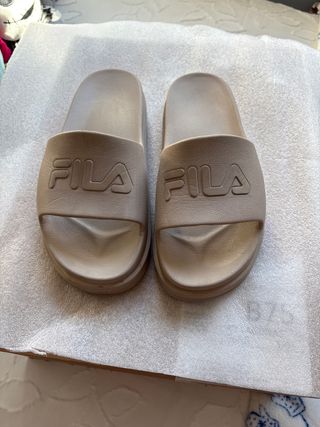Chanclas Fila Beige Talla 37