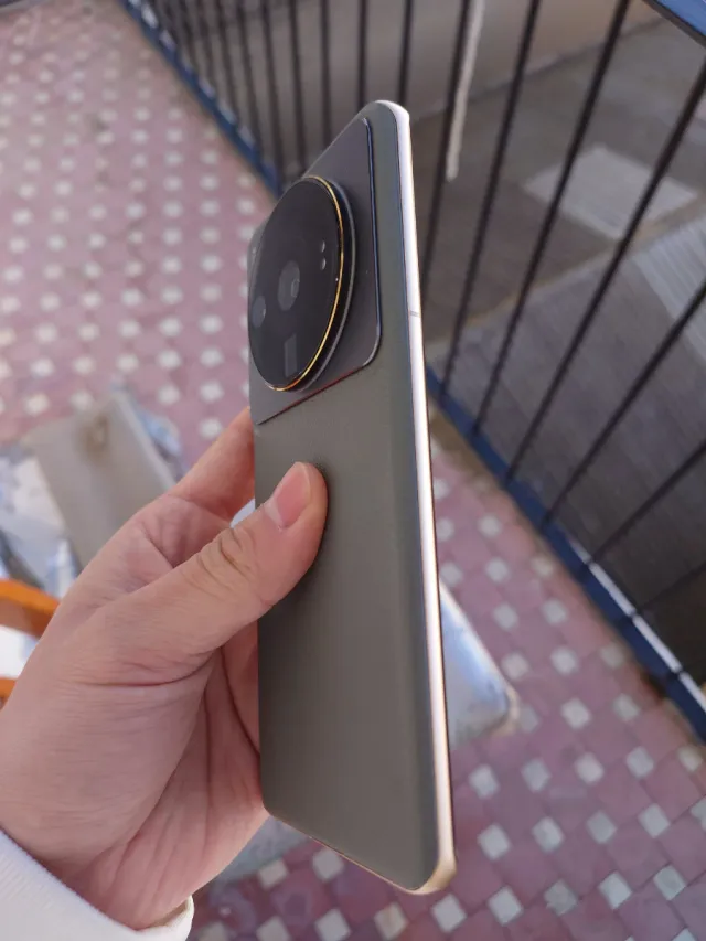 Xiaomi 12s Ultra Cinza