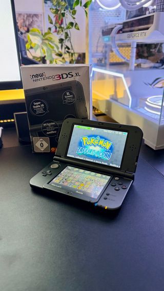 +200 Giochi New Nintendo 3DS XL Nero Con scatola