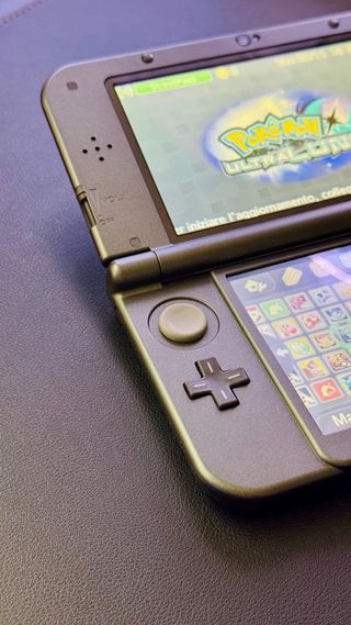 +200 Giochi New Nintendo 3DS XL Nero Con scatola